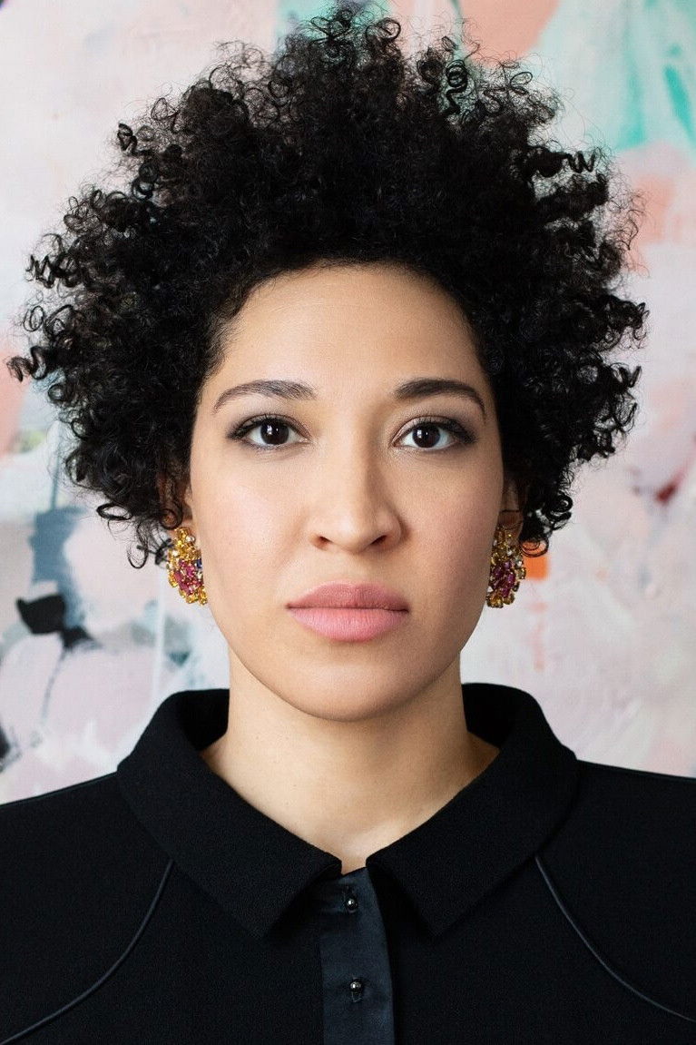 Julia Bullock backdrop