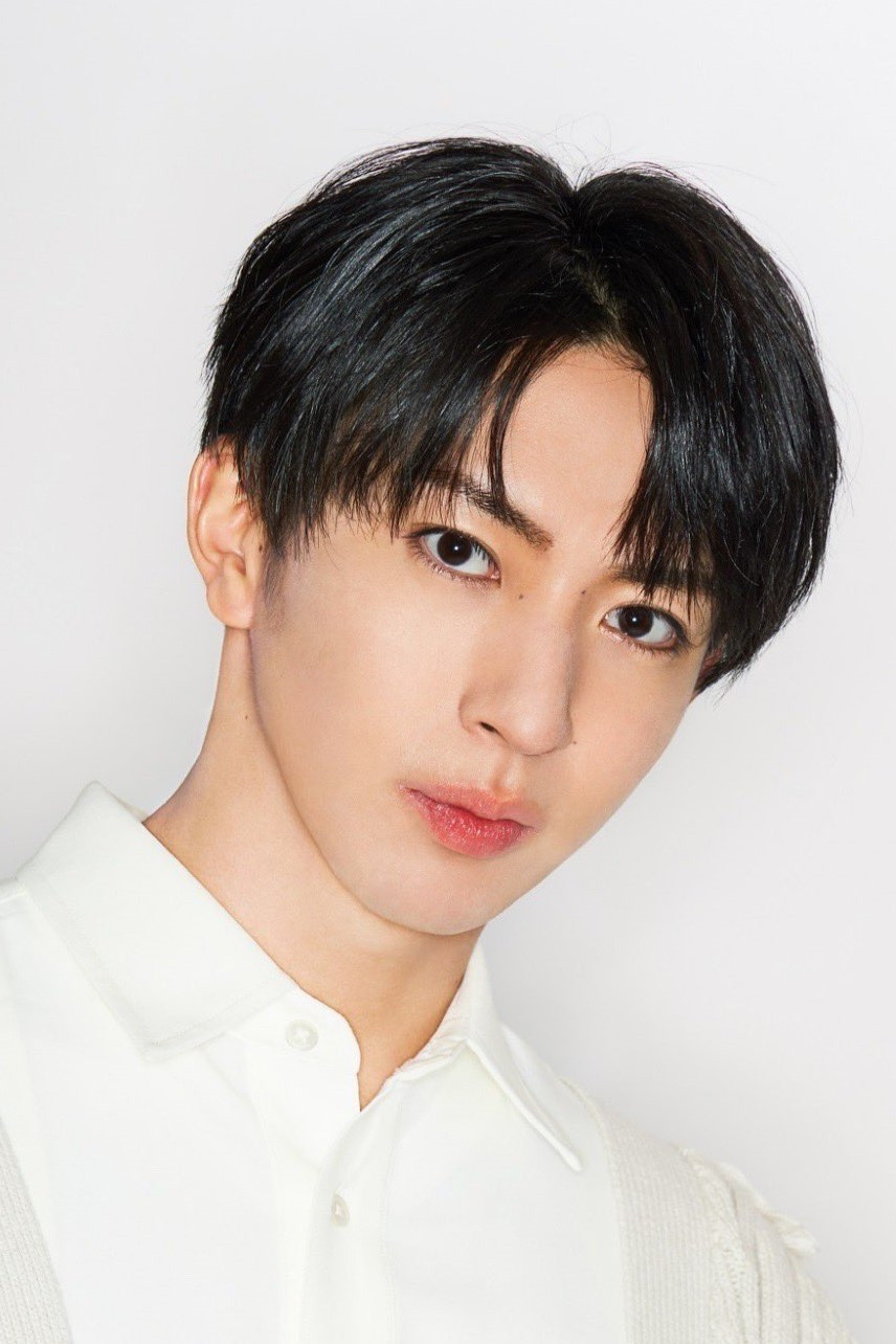 Yunosuke Matsushima backdrop