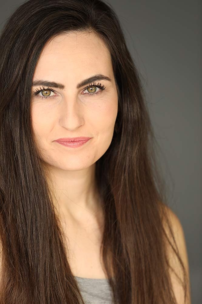 Luci MacNair backdrop