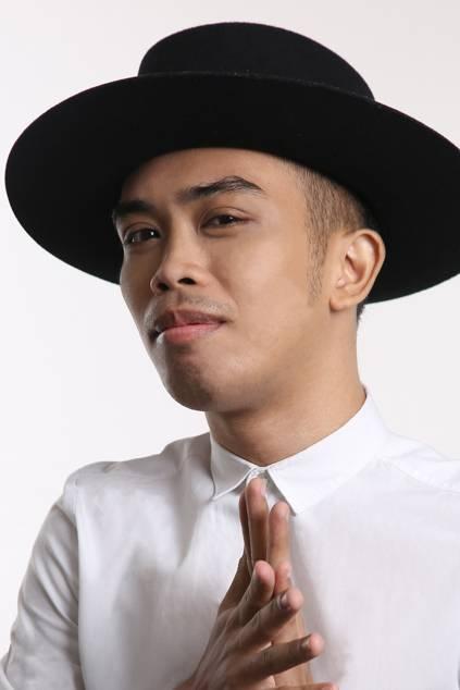 Kedebon Colim backdrop