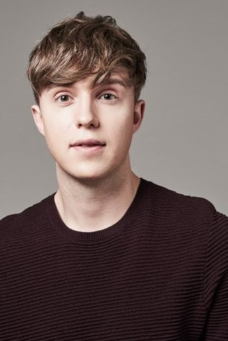 Julian Quintart backdrop