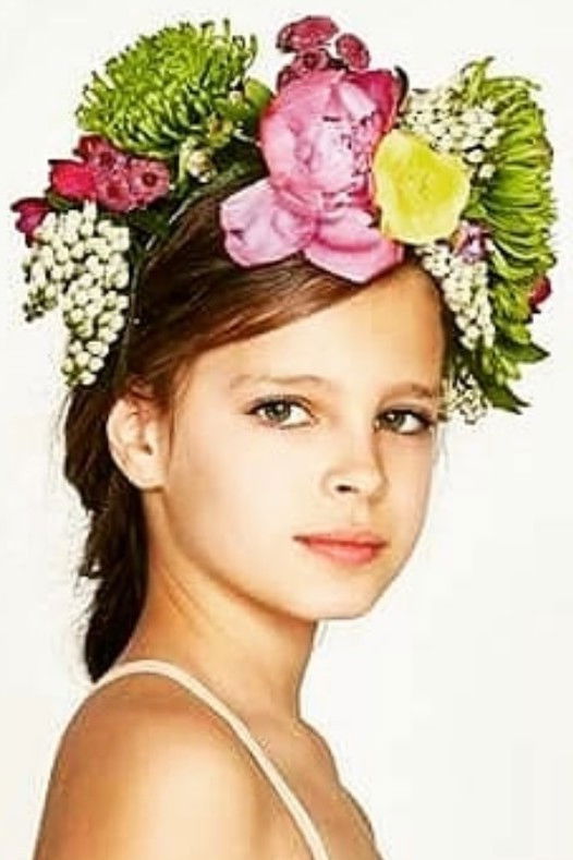 Claudia Suárez backdrop