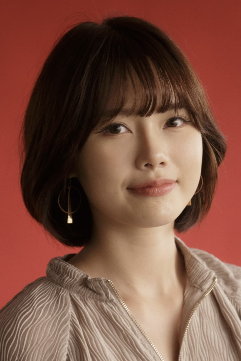 Praewa Suthamphong backdrop