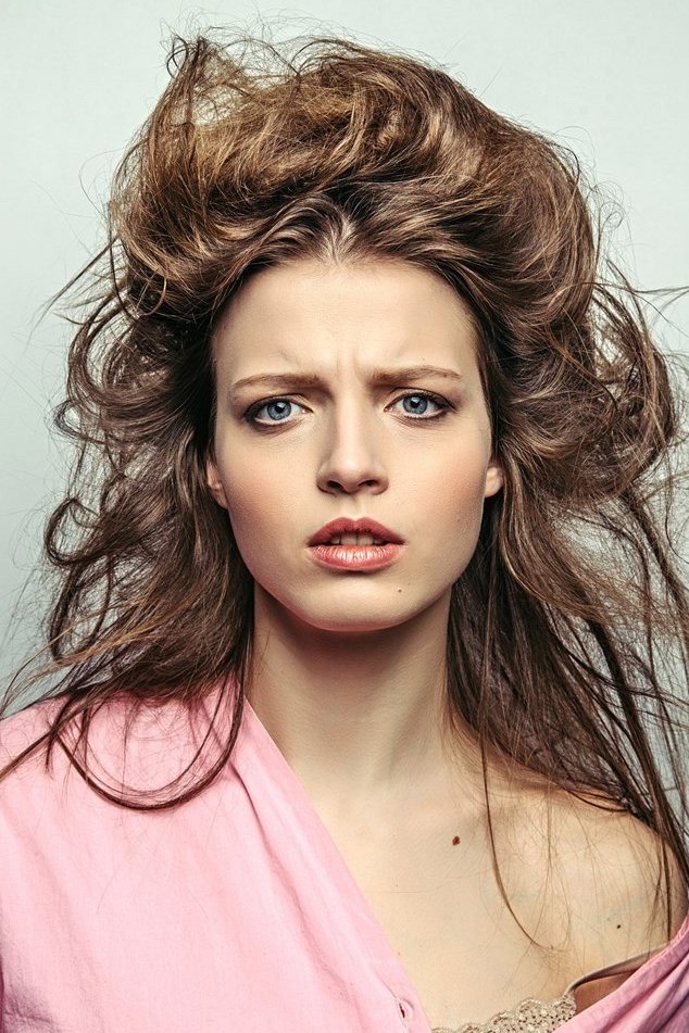 Simona Lewandowská backdrop