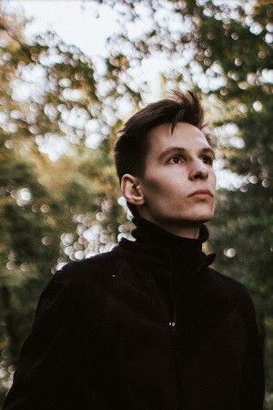 Igor Pochinko backdrop