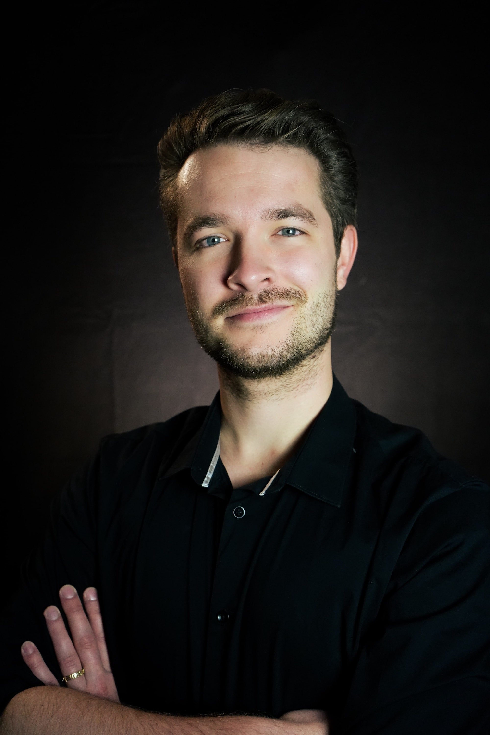 Andy van Veen backdrop