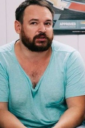 Roman Sambul backdrop