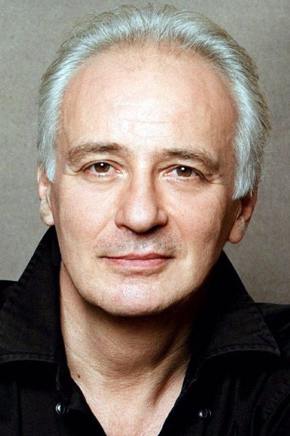 Patrice Bart backdrop