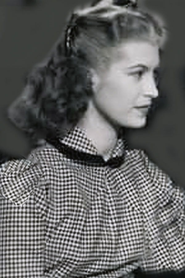 Mirtha Torres backdrop