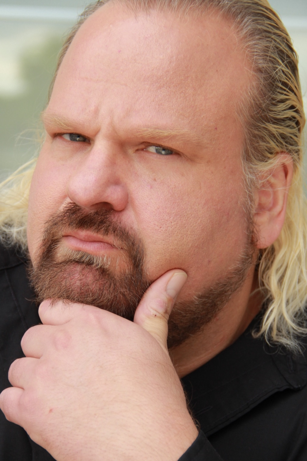 Andrew Anderson backdrop