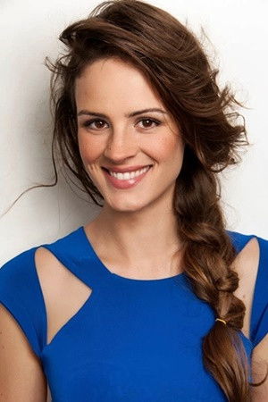 Ariela Massotti backdrop