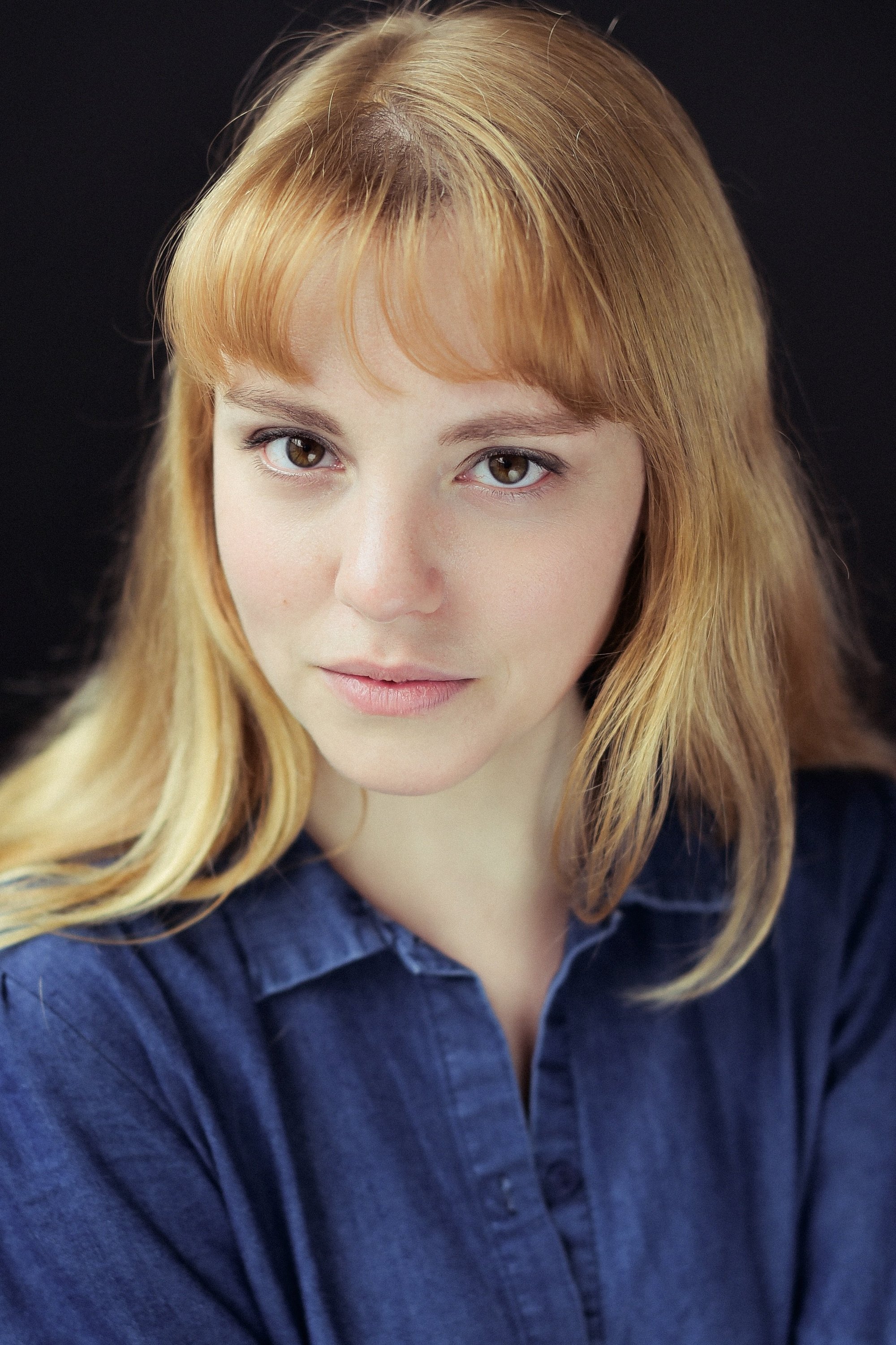 Laurie Bordesoules backdrop