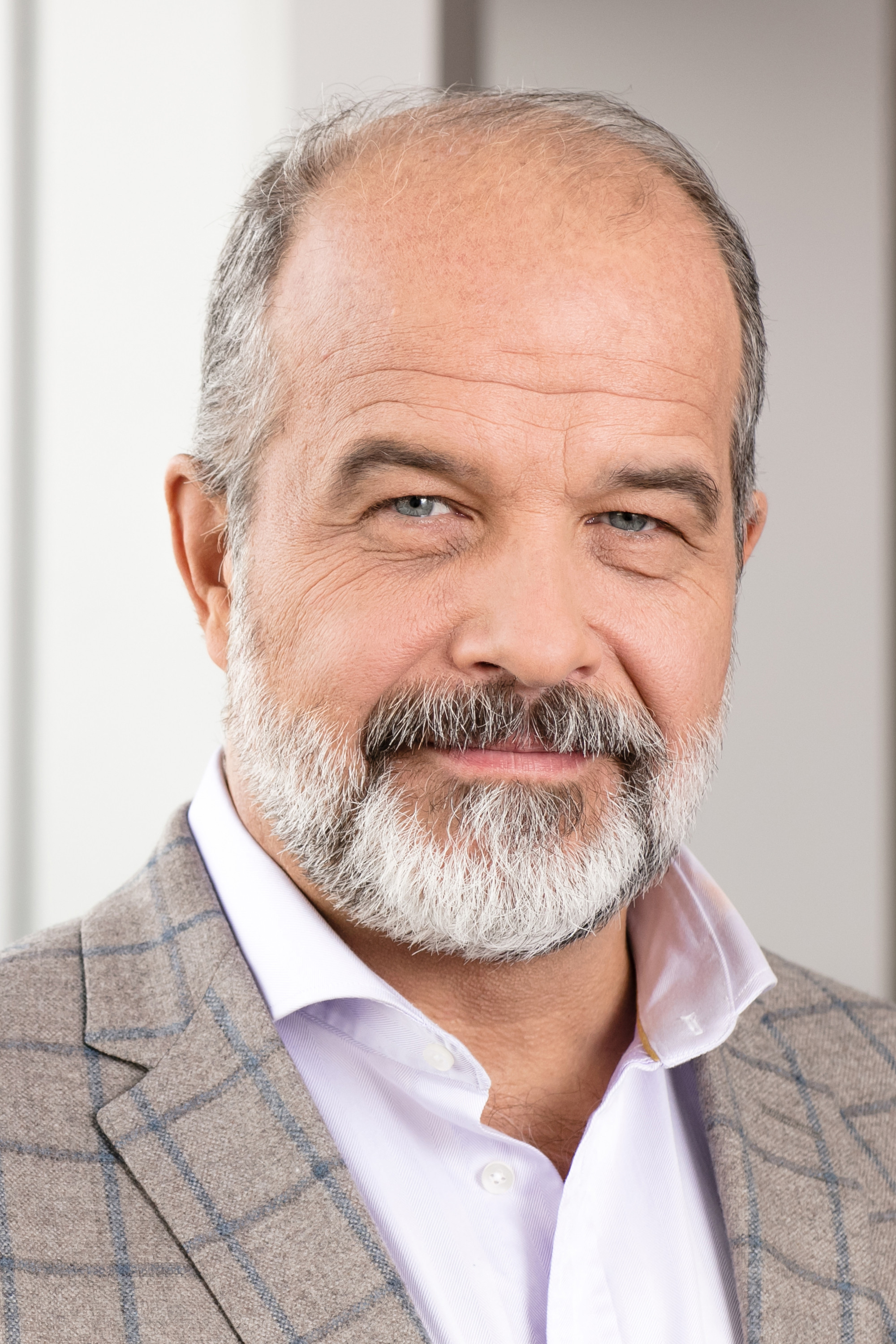 Éric Bédard backdrop