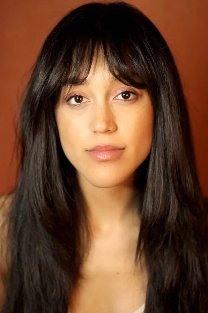 Liza Macedo dos Santos backdrop