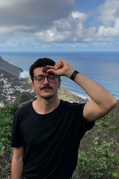 Daniel Pizamiglio backdrop