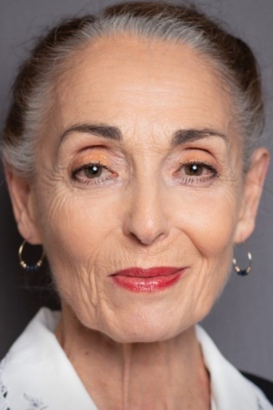 Geneviève Emanuelli backdrop