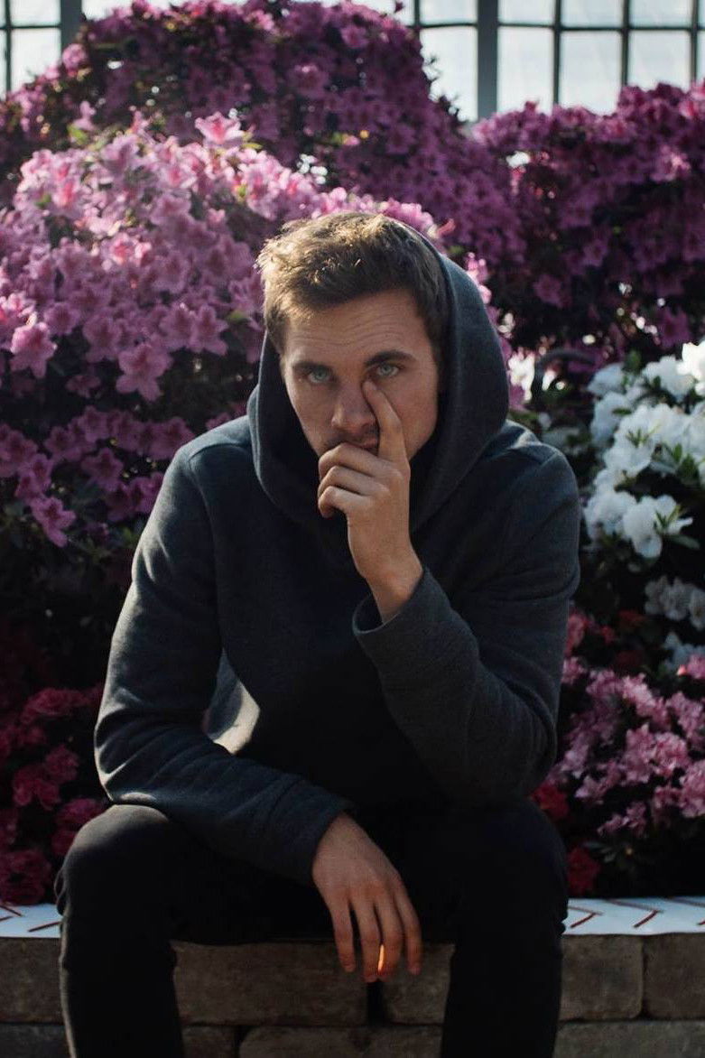 Tim Kellner backdrop