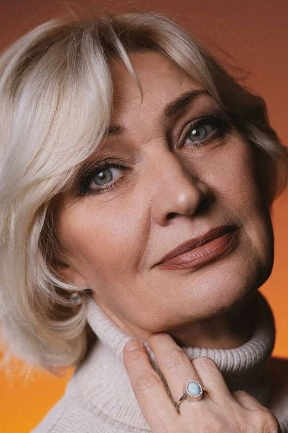 Irina Vybornova backdrop