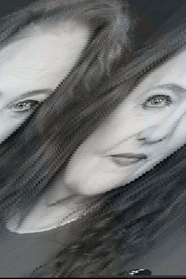 Sari Lilliestierna backdrop