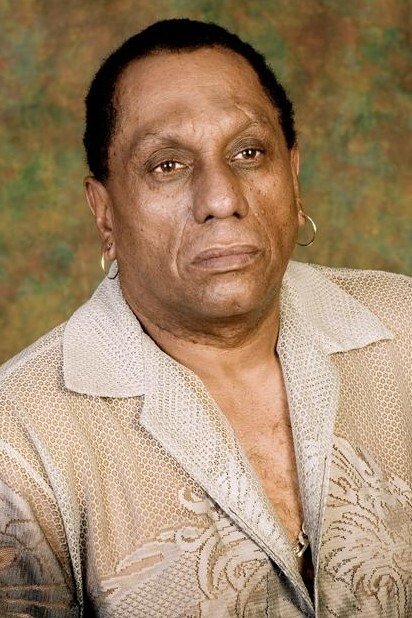 Jorge Abraham backdrop