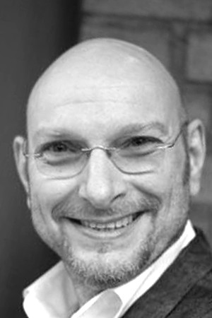 Ralph Morgenstern backdrop