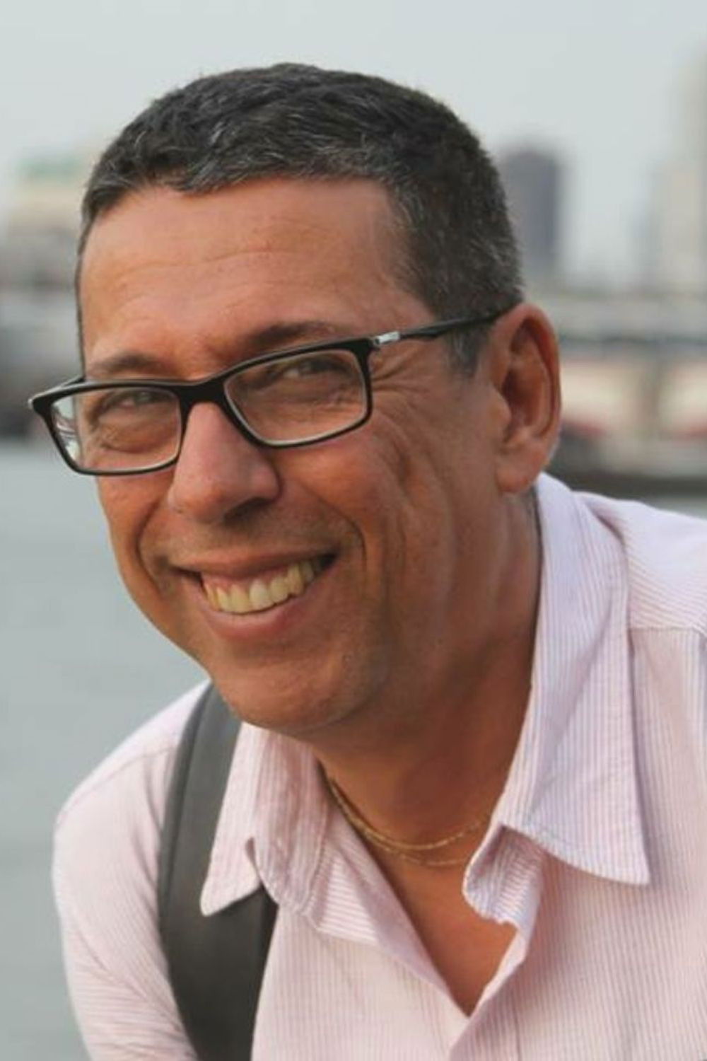 Alexandre Figueirôa backdrop