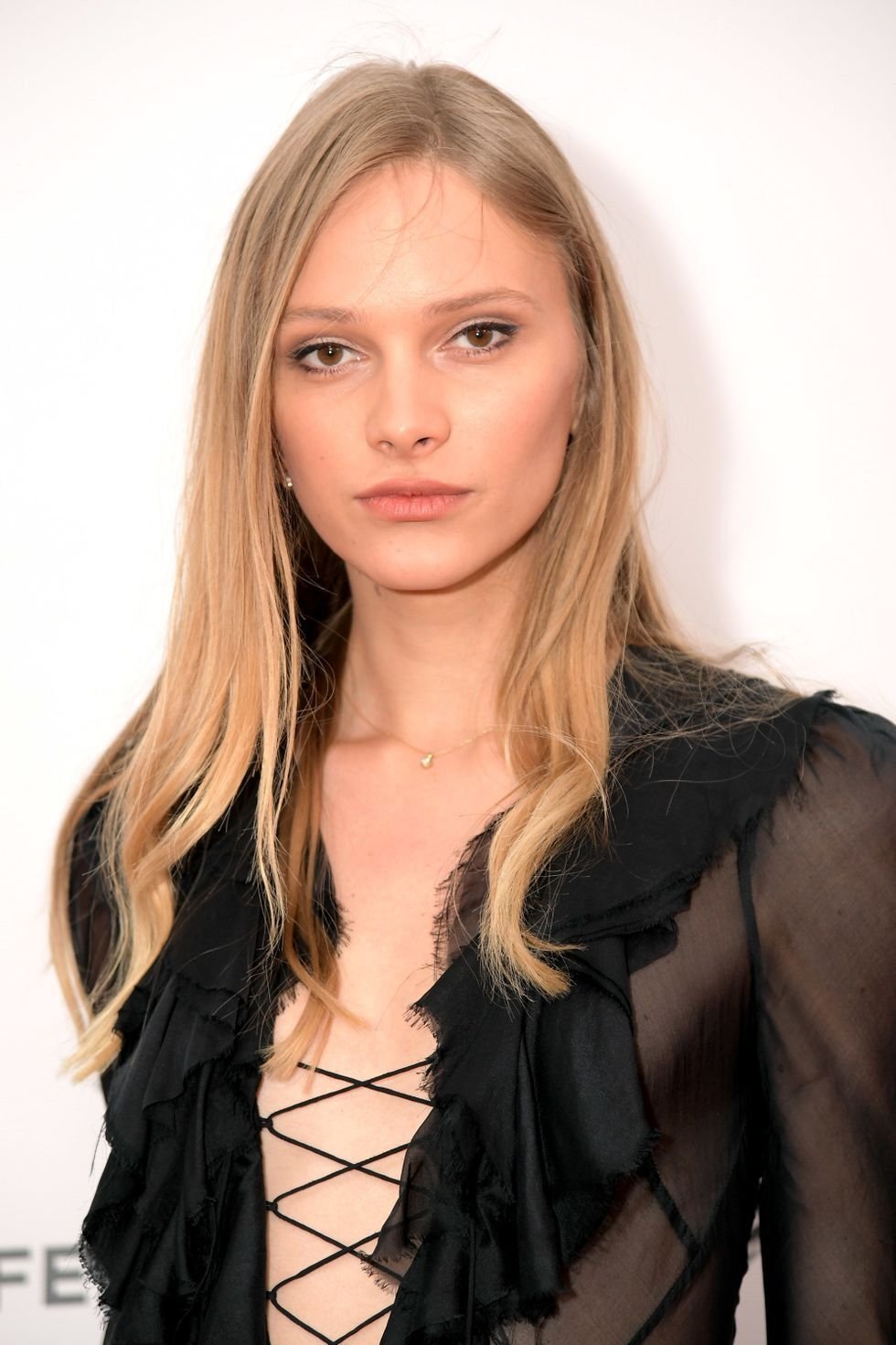 Stav Strashko backdrop