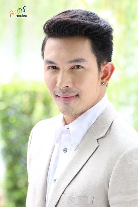 Athichart Chumnanon backdrop