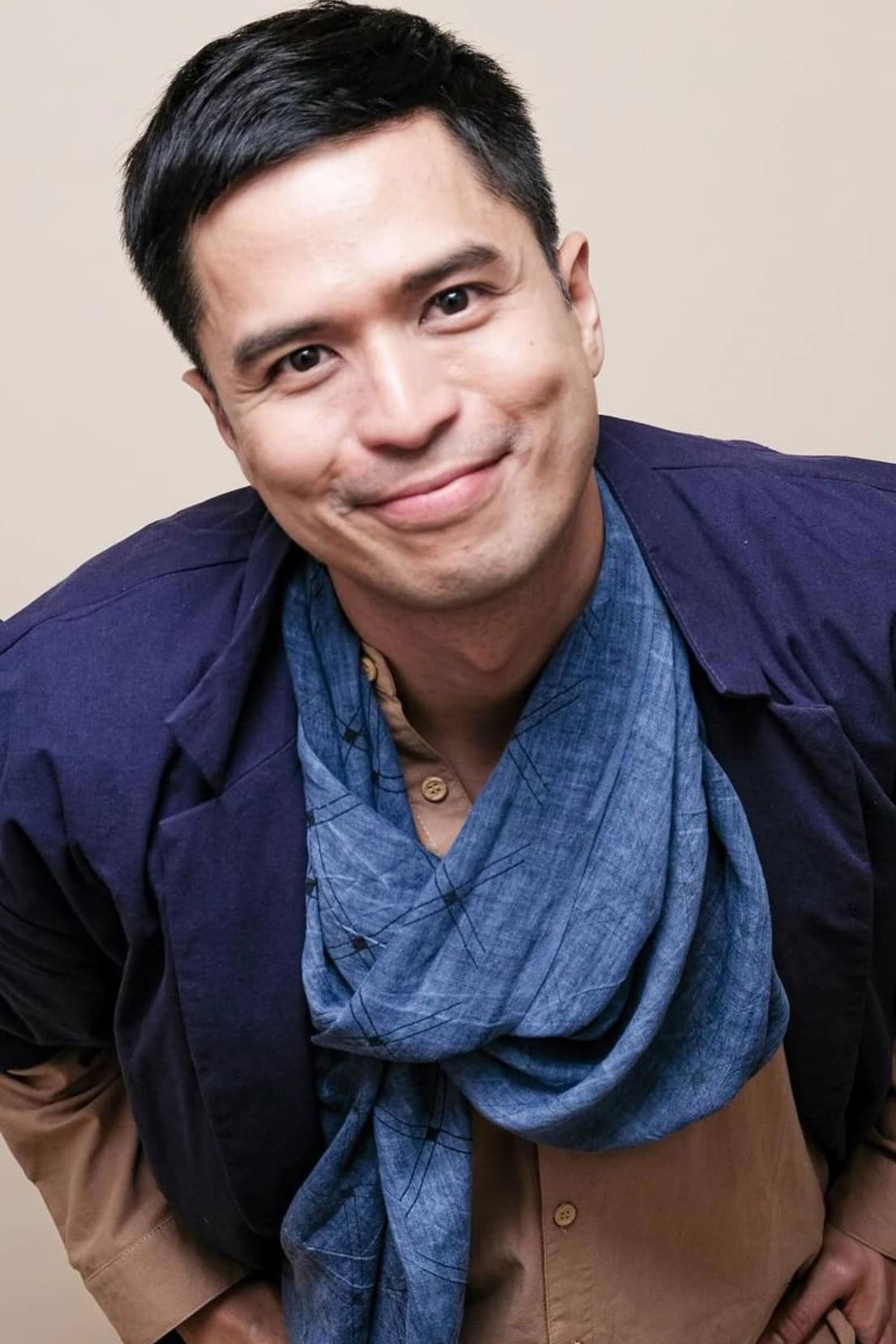 Topper Fabregas backdrop