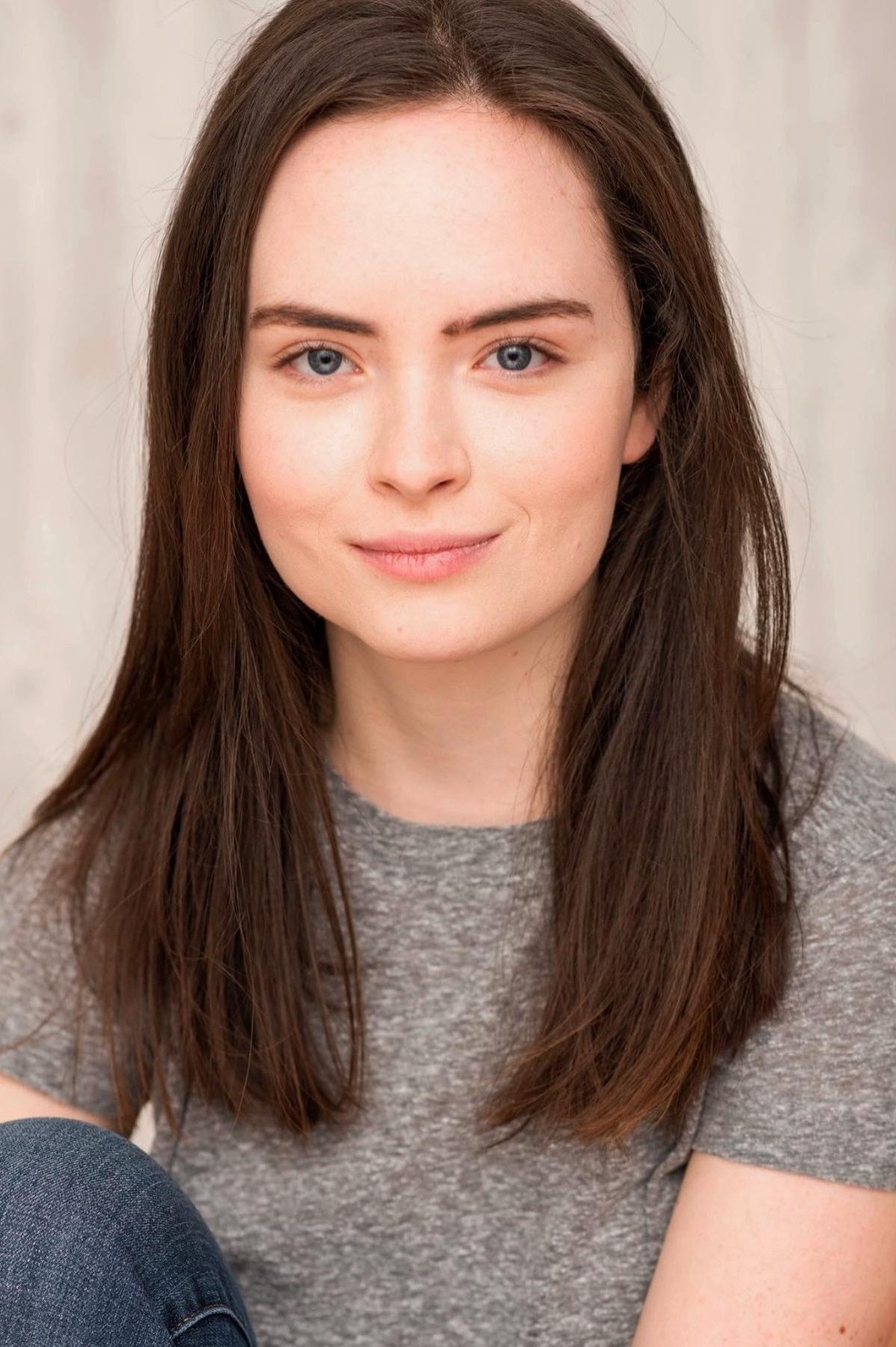 Robyn Delaney backdrop