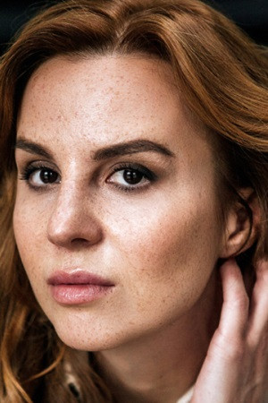 Yulia Trofimova backdrop