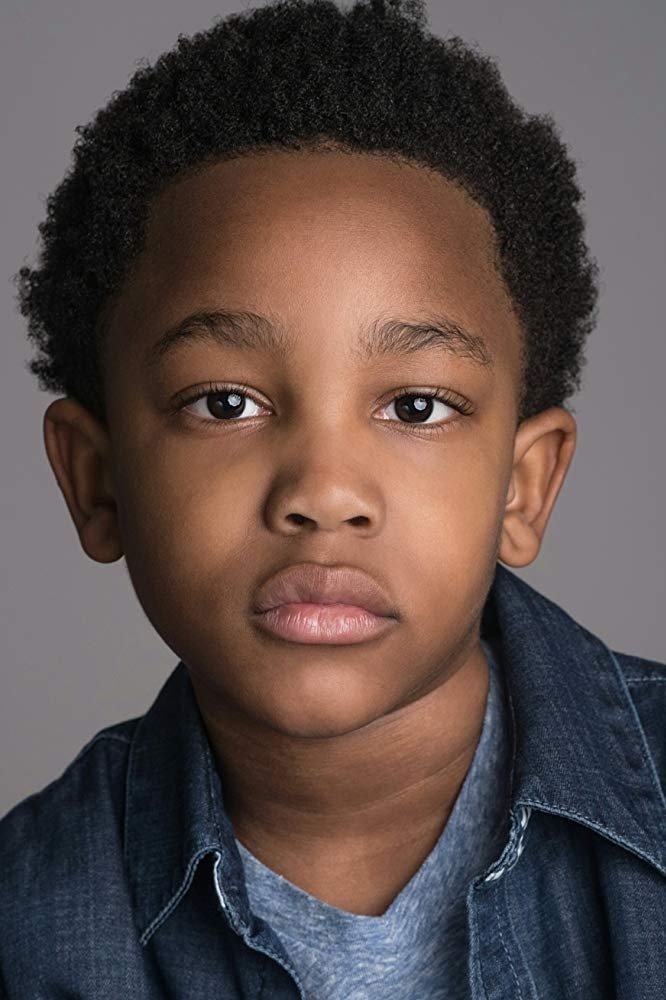 Destin Khari backdrop