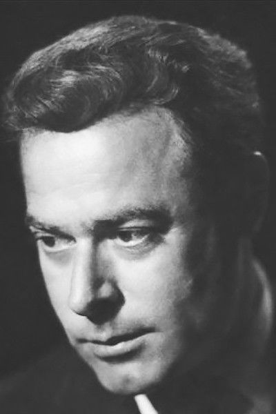 Grigoris Varosis backdrop