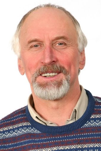 Agris Māsēns backdrop