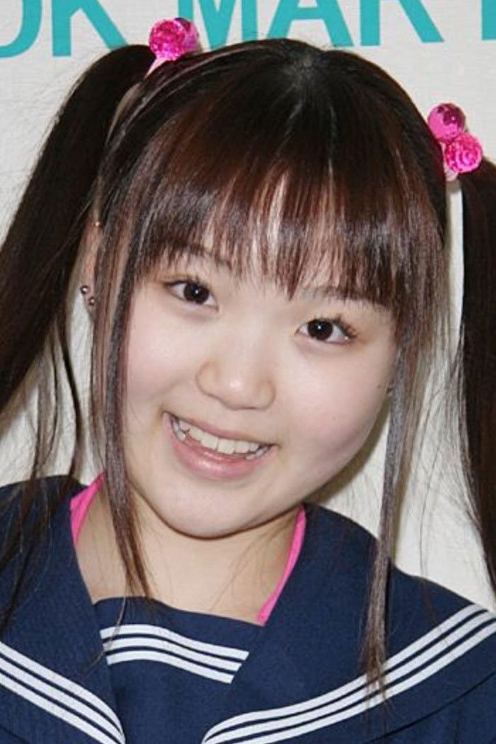 Cocoro Fujinami backdrop