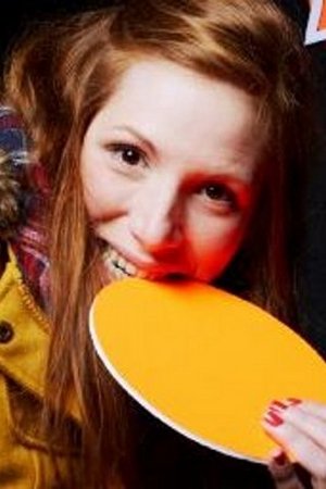 Léa Coyecques backdrop