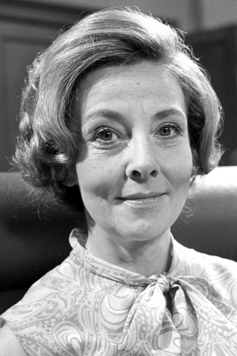 Clare Kelly backdrop