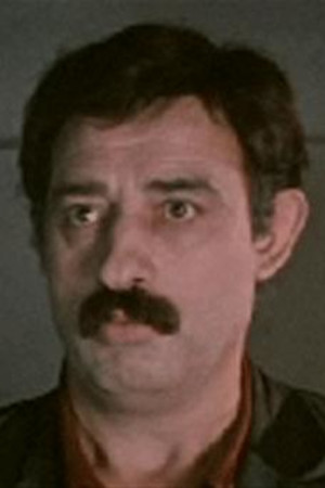 Bondo Goginava backdrop