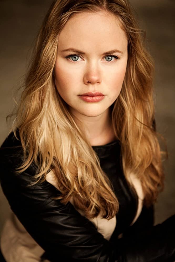 Emily Gruhl backdrop