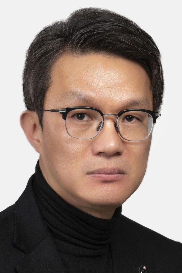 Jung Sang-jin backdrop