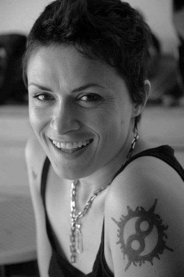 Adele Ceraudo backdrop