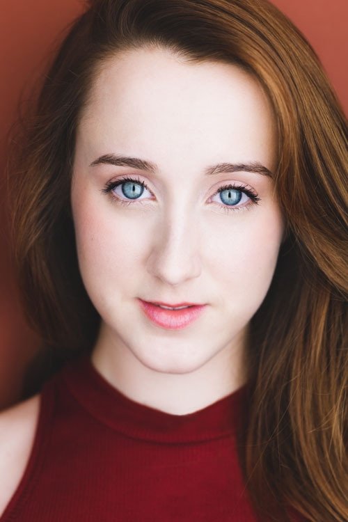 Savannah DesOrmeaux backdrop