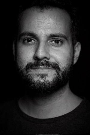 Felipe Hermini backdrop