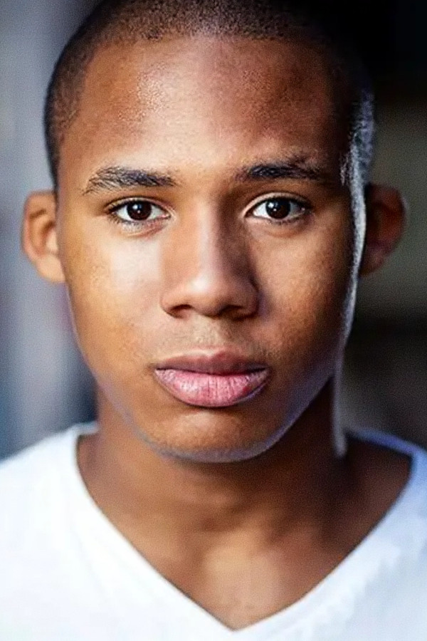 Makir Ahmed backdrop