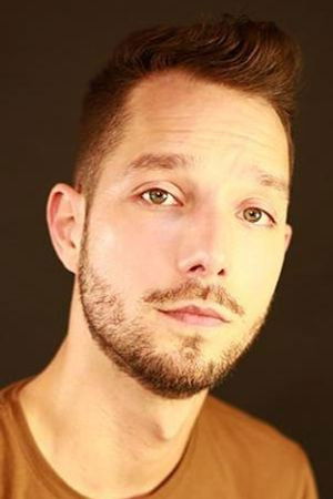 Romain Poli backdrop