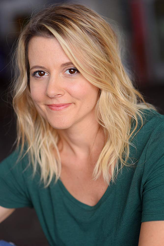 Anna Lillie backdrop