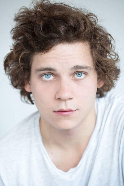 Julien Carrière backdrop