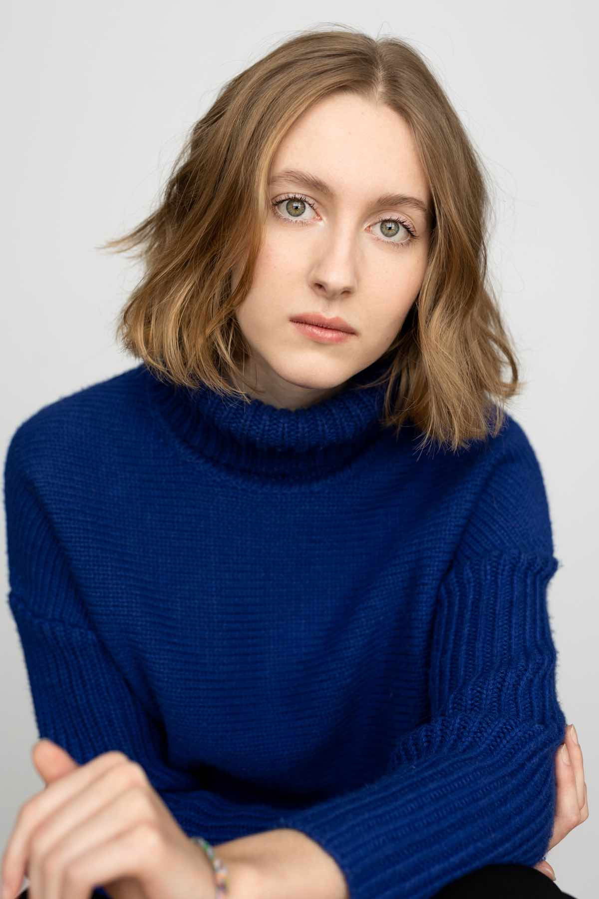 Alexie Haddad-Cliche backdrop