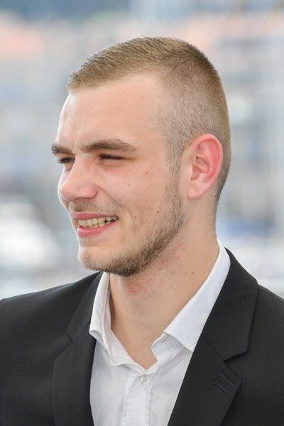 Darren Muselet backdrop