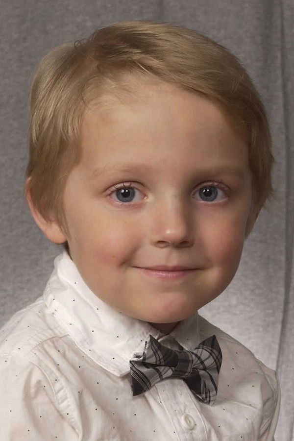 Benjamin Harris backdrop